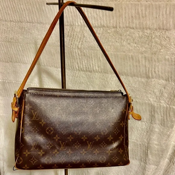 Louis Vuitton Brown Monogram Viva Cite Shoulder Bag M51163 - Picture 2 of 14